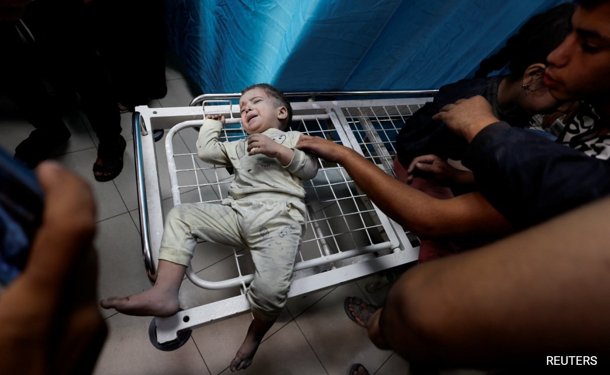Israel Offers Gaza Hospital Evacuation For Babies But Fighting Continues