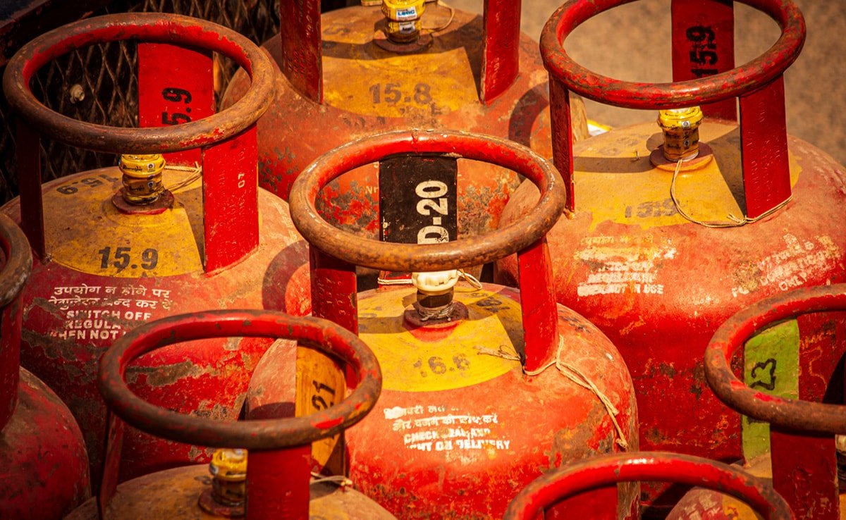 Gas Cylinders Have Expiration Date Too. Here's How You Can Check