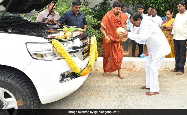 Telangana Chief Minister KCR Does Not Own A Car, Shows His Poll Affidavit